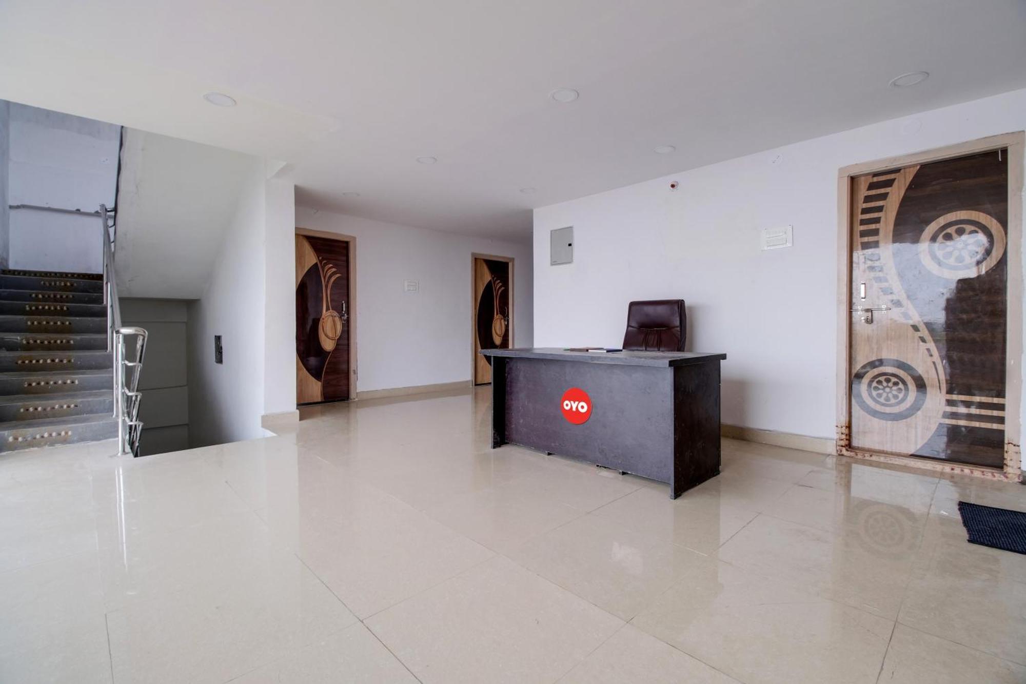 Hotel O Surya Prabha Kurmannapalem Екстер'єр фото